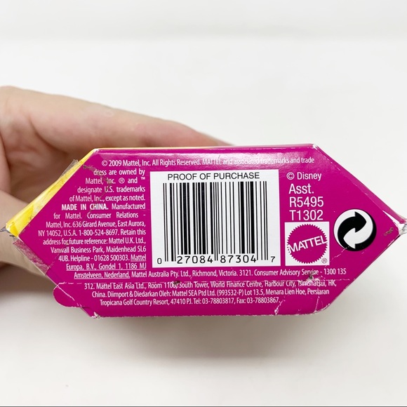 NEW Disney Princess Belle #9 Magic Minis Light-Up Character Necklace - Picture 10 of 10